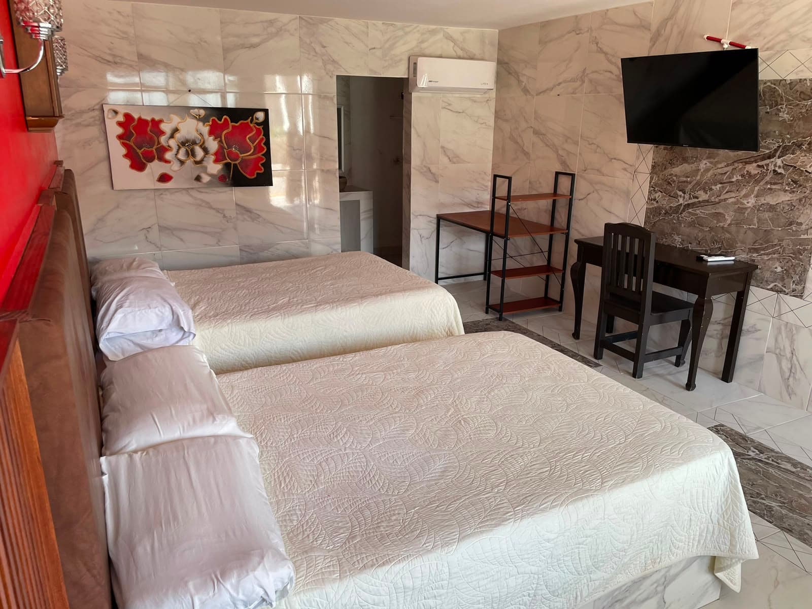 Suite 200 imagen 1