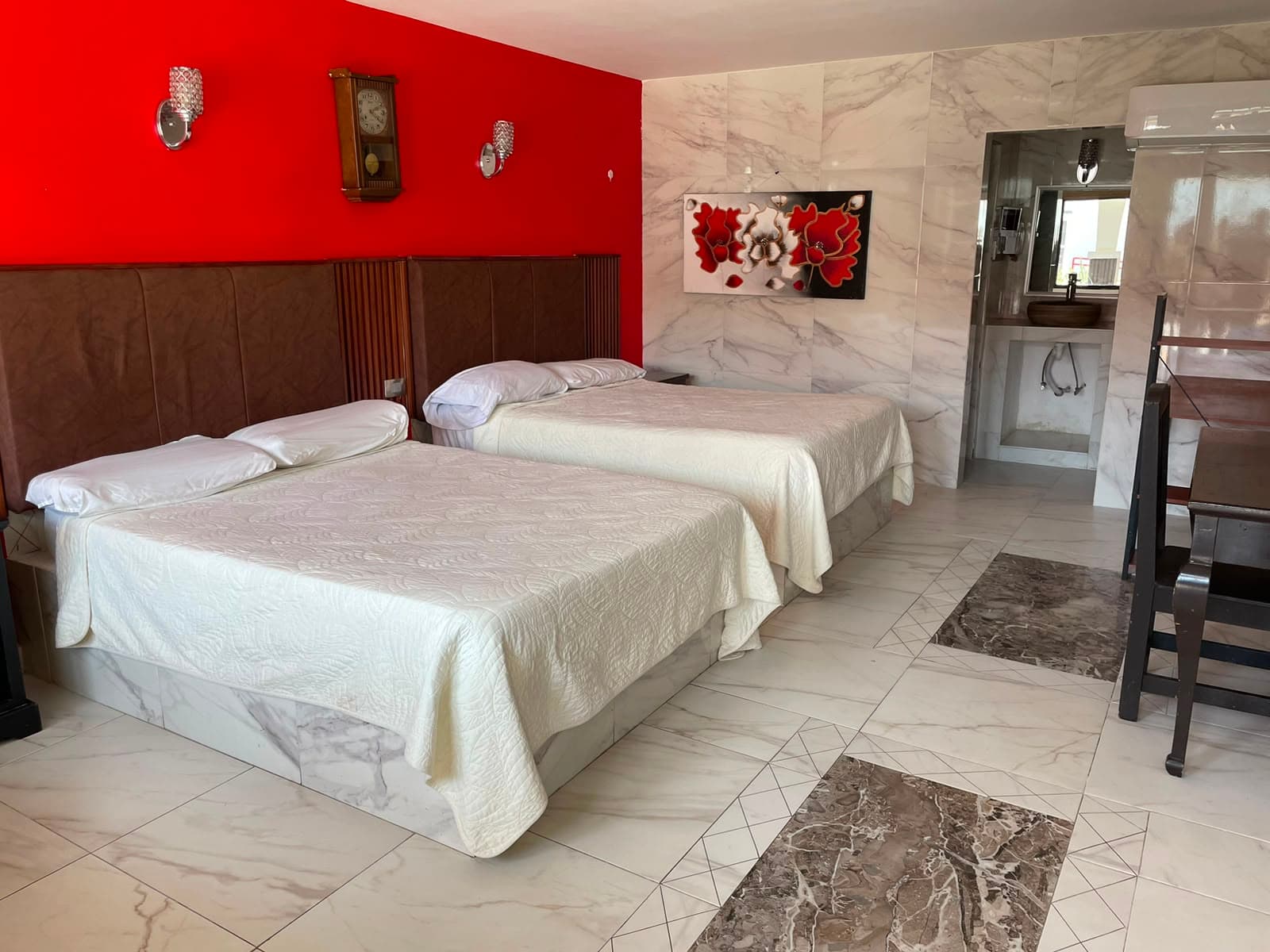 Suite 200 imagen 3