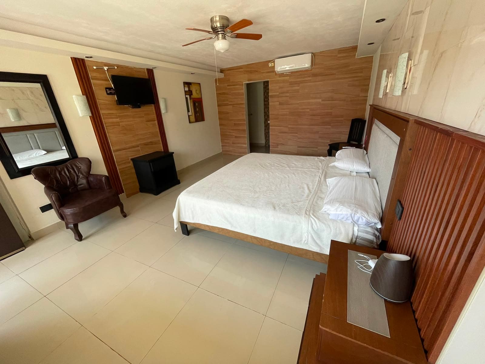 Suite 200 imagen 4